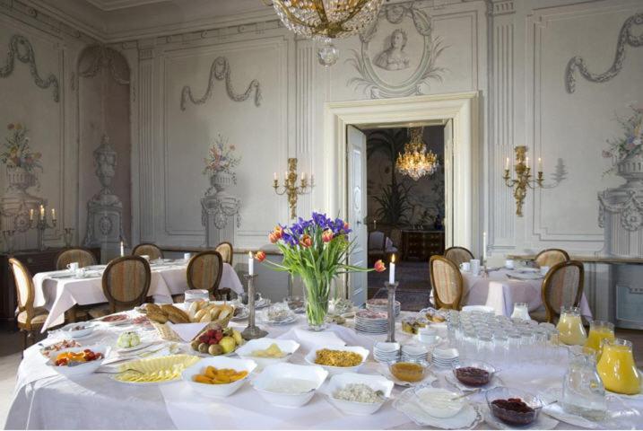 Schlosshotel Obermayerhofen Sebersdorf Exterior foto
